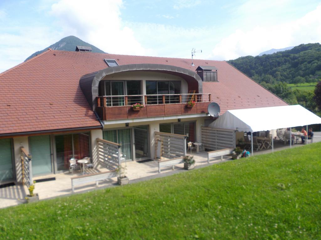 Hotel Golf Et Montagne Talloires Bagian luar foto